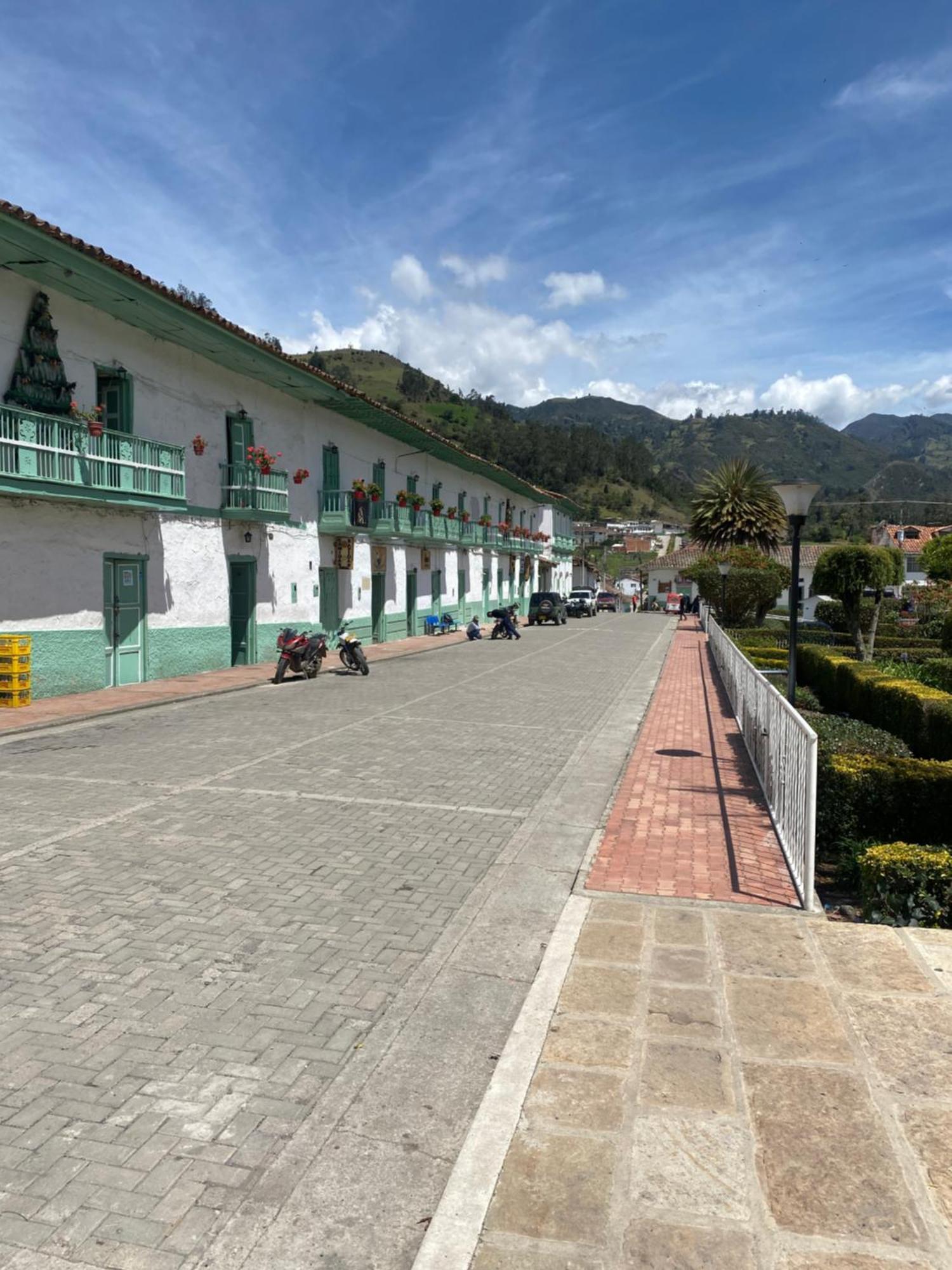 Gll Hotel El Cocuy ภายนอก รูปภาพ